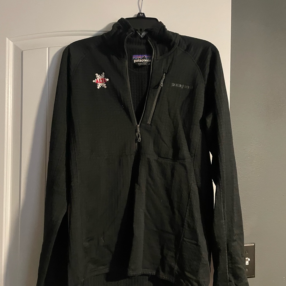 Patagonia 1/2 zipper jacket